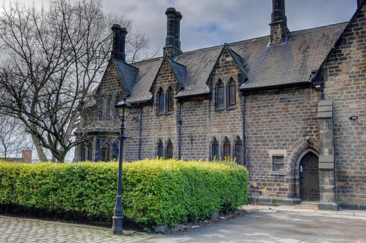利兹The Old Vicarage - Secure Parking, Fast Wifi, Garden别墅 外观 照片