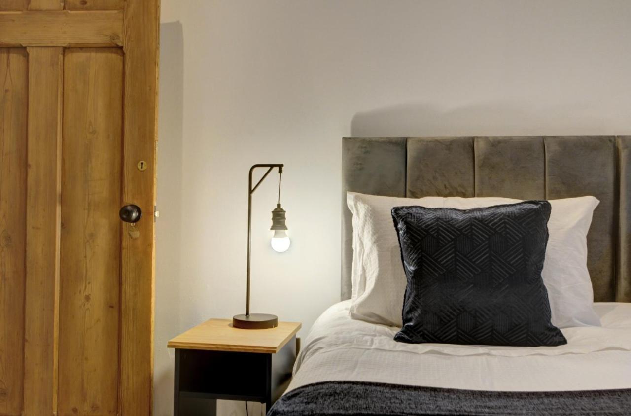 利兹The Old Vicarage - Secure Parking, Fast Wifi, Garden别墅 外观 照片