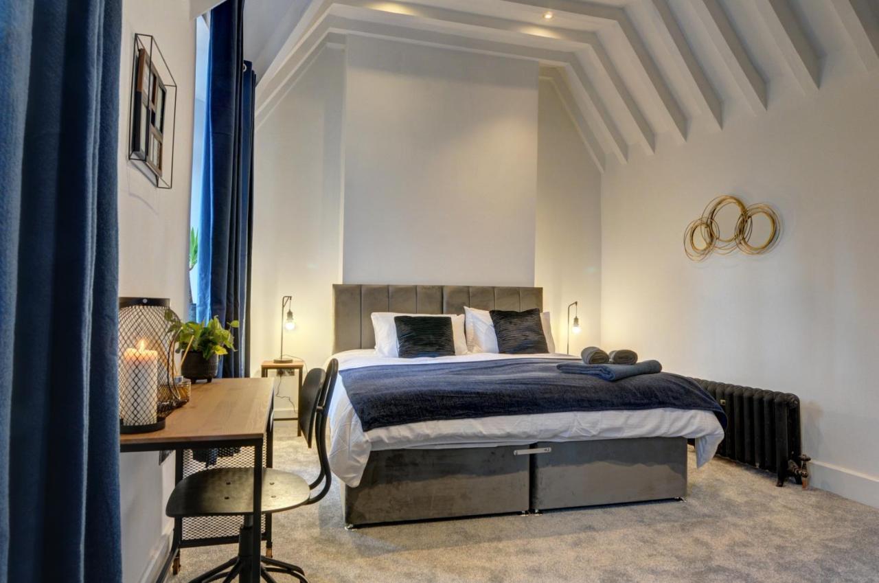 利兹The Old Vicarage - Secure Parking, Fast Wifi, Garden别墅 外观 照片